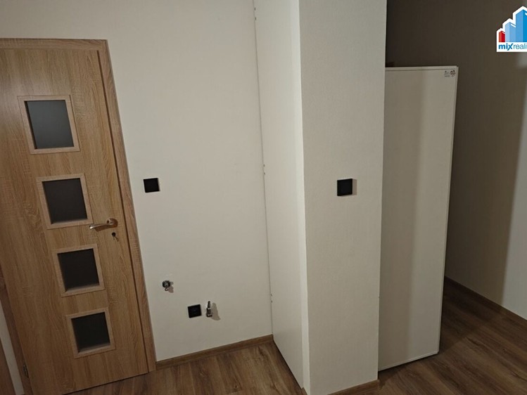 Pronájem bytu 2+1 58 m² - foto 7
