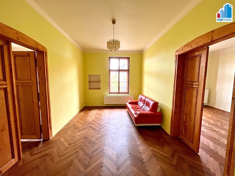 Pronájem bytu 3+1 110 m² - foto 4