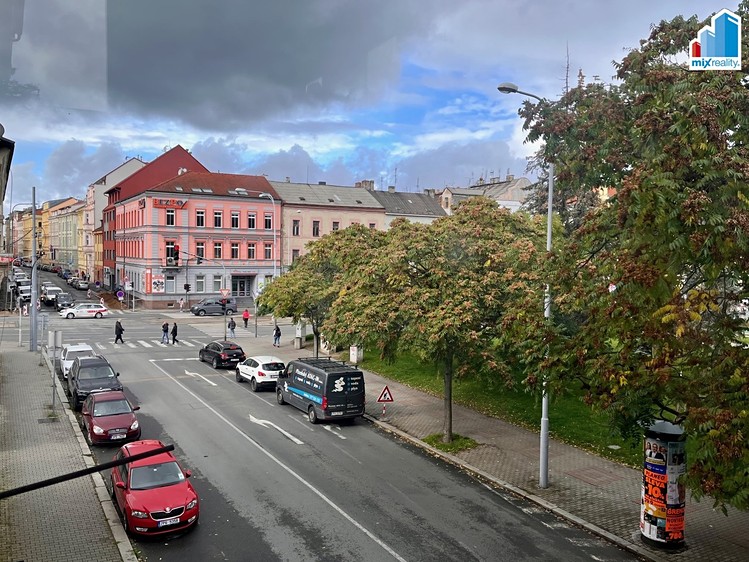 Pronájem bytu 3+1 110 m² - foto 1