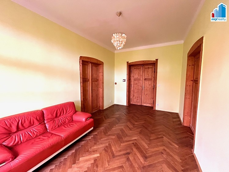 Pronájem bytu 3+1 110 m² - foto 5