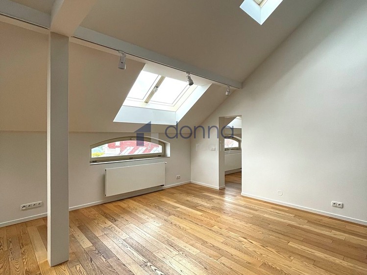 Pronájem bytu 3+1 130 m² (Mezonet) - foto 4