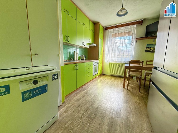 Pronájem bytu 3+1 73 m² - foto 2