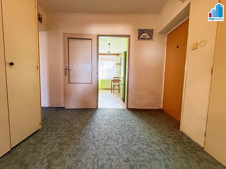 Pronájem bytu 3+1 73 m² - foto 4