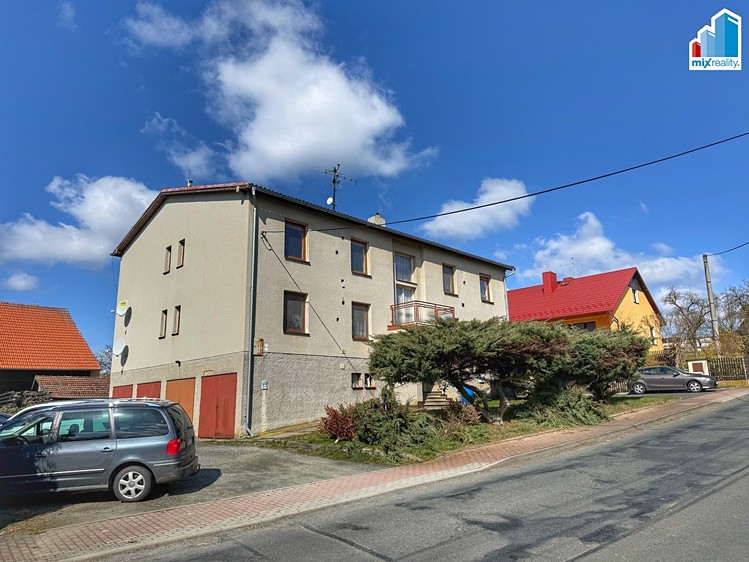 Pronájem bytu 3+1 73 m² - foto 1