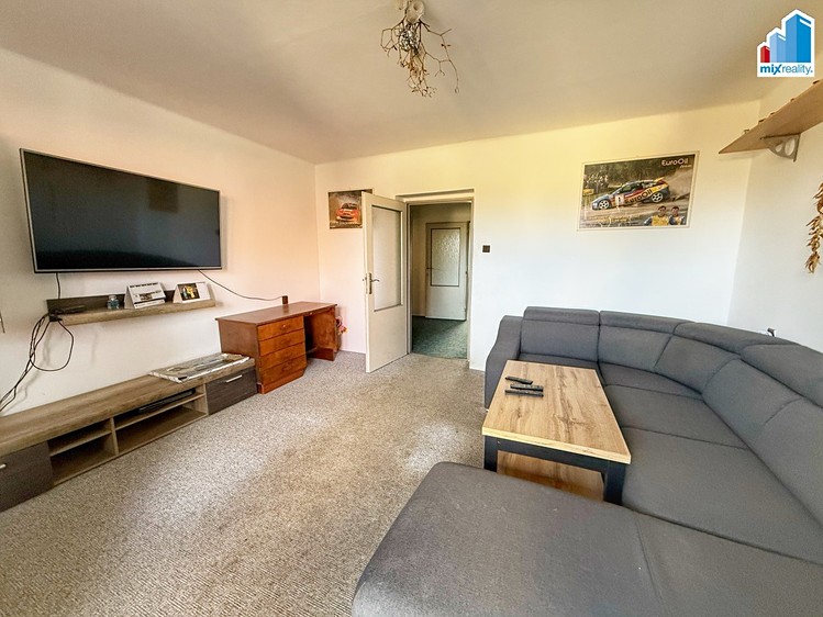 Pronájem bytu 3+1 73 m² - foto 8