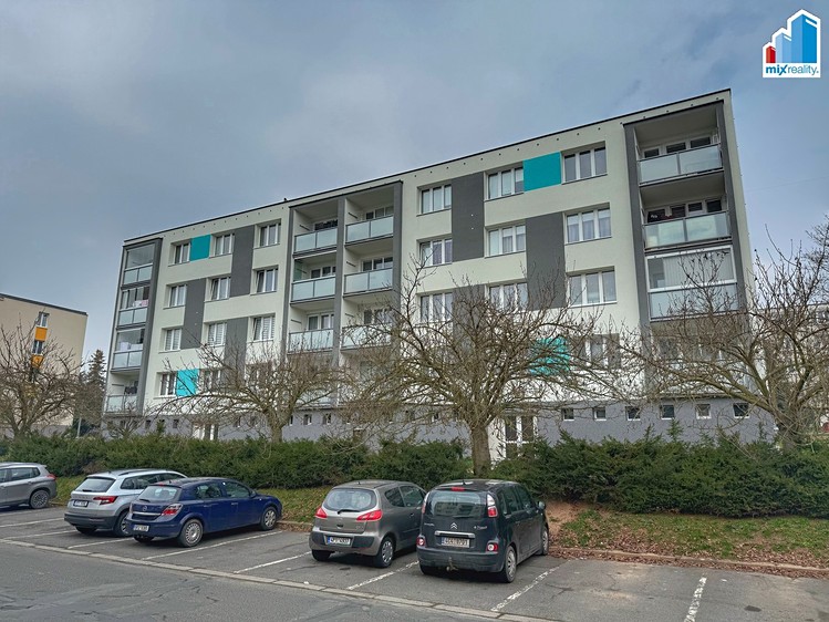 Pronájem bytu 2+1 64 m² - foto 2