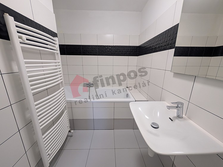 Pronájem bytu 1+kk 49 m² - foto 6