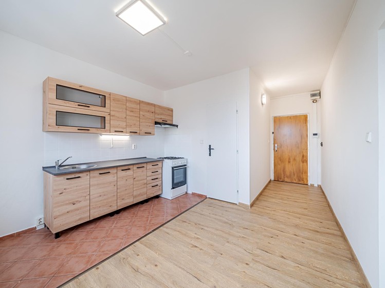 Pronájem bytu 1+1 37 m² - foto 6