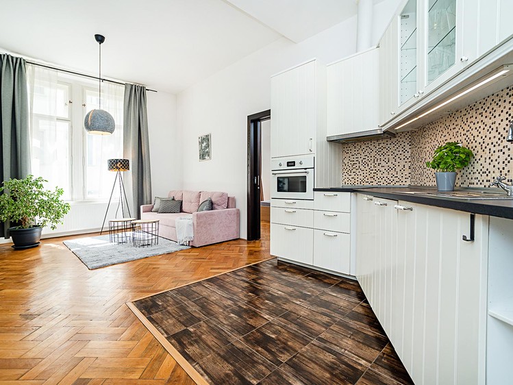 Pronájem bytu 2+kk 48 m² (Jednopodlažní) - foto 1
