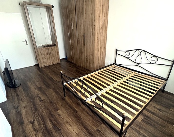 Pronájem bytu 2+1 64 m² - foto 8