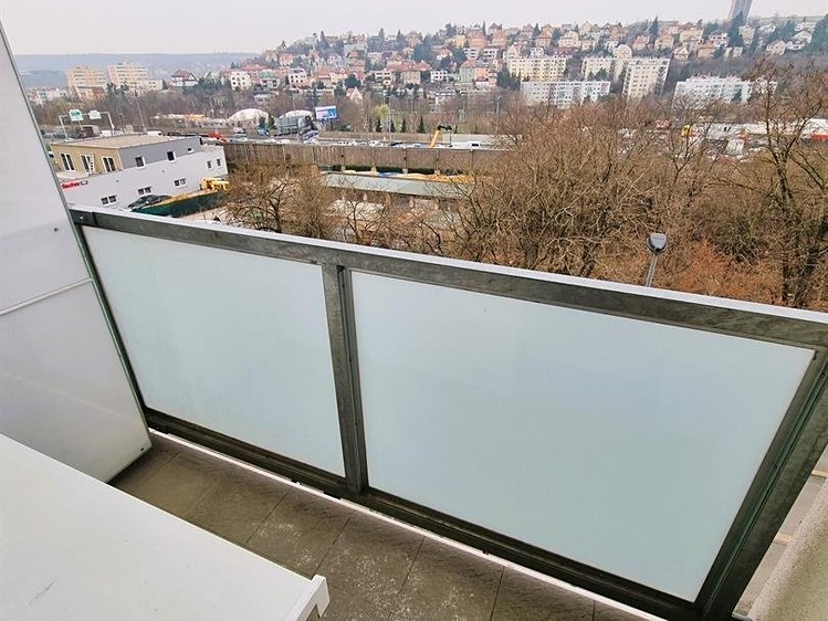 Pronájem bytu 3+1 76 m² - foto 4
