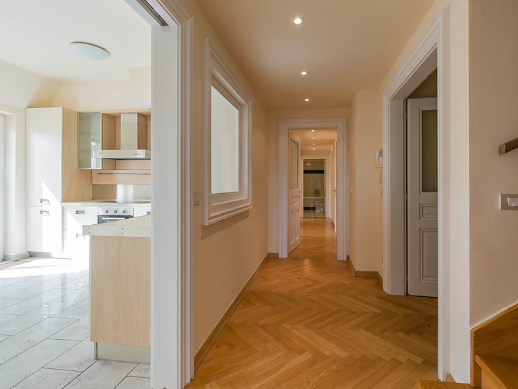 Pronájem bytu 4+1 265 m² (Mezonet) - foto 6