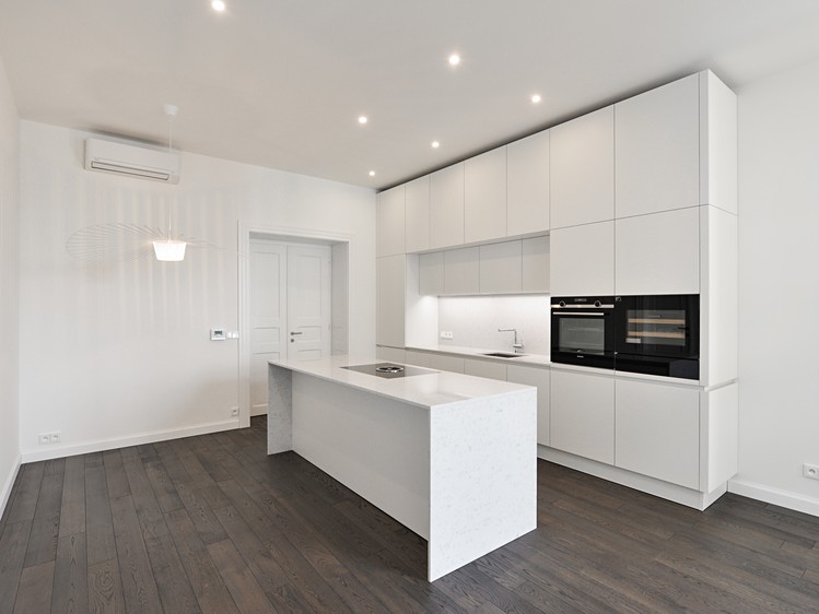Pronájem bytu 4+kk 137 m² (Jednopodlažní) - foto 3