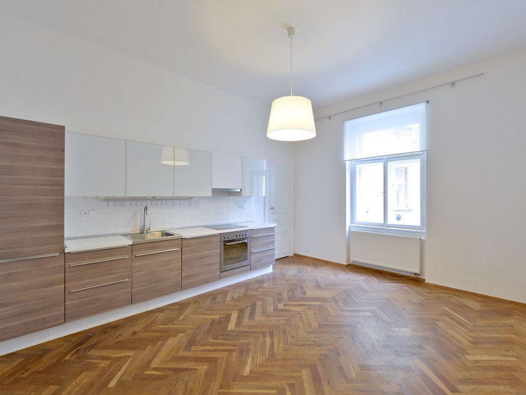 Pronájem bytu 3+kk 93 m² (Jednopodlažní) - foto 1