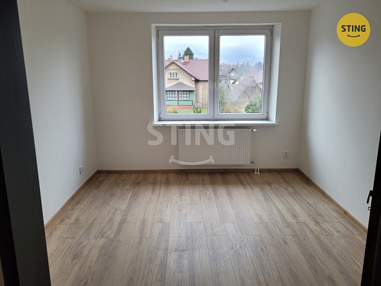 Pronájem bytu 3+1 74 m² - foto 5