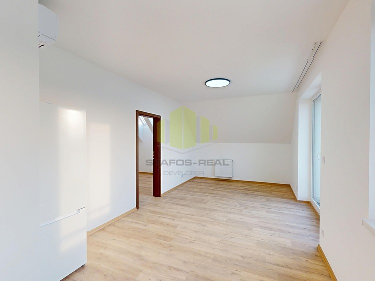 Pronájem bytu 2+kk 52 m² - foto 3