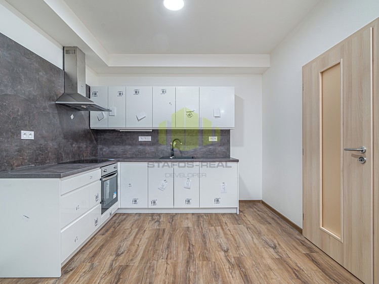 Pronájem bytu 3+kk 88 m² - foto 4