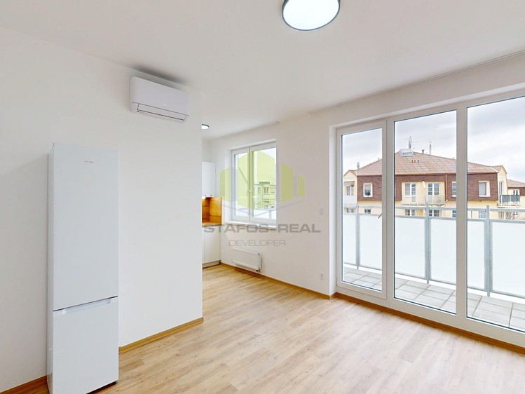 Pronájem bytu 1+kk 38 m² - foto 5