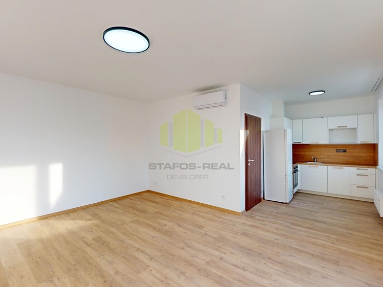 Pronájem bytu 3+kk 78 m² - foto 1