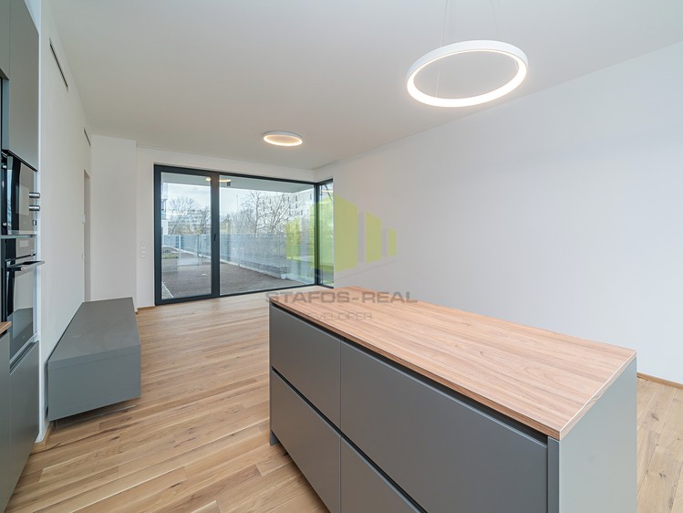 Pronájem bytu 3+kk 94 m² - foto 5