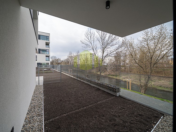 Pronájem bytu 3+kk 94 m² - foto 6