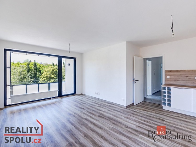 Pronájem bytu 4+kk 114 m² - foto 4