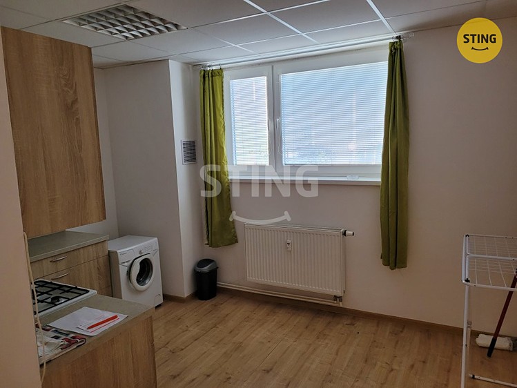 Pronájem bytu 2+1 51 m² - foto 2