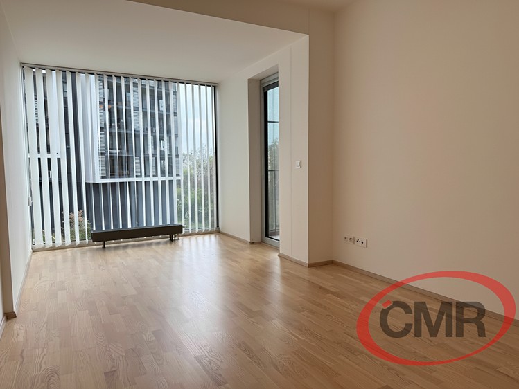 Pronájem bytu 2+kk 62 m² - foto 3