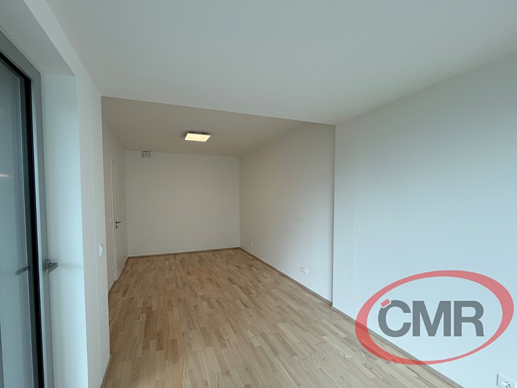 Pronájem bytu 2+kk 62 m² - foto 5