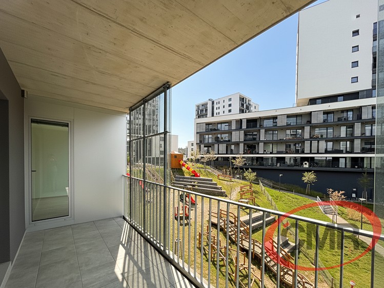 Pronájem bytu 2+kk 62 m² - foto 8