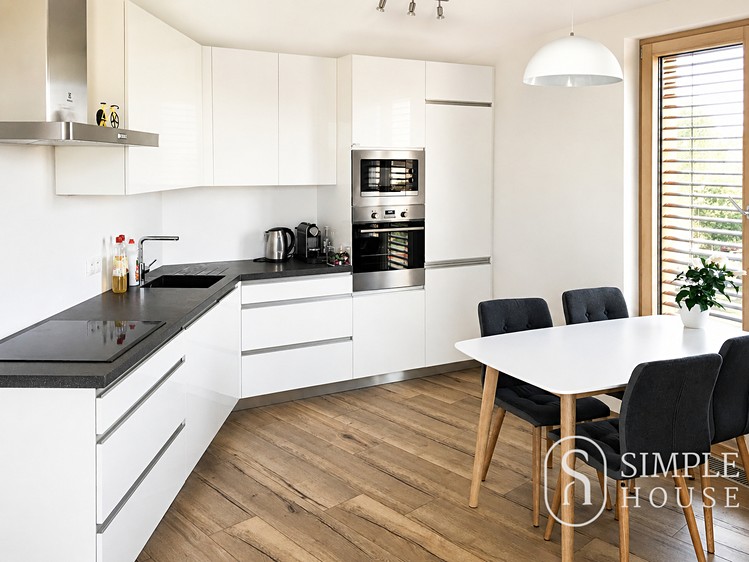 Pronájem bytu 2+kk 49 m² - foto 1