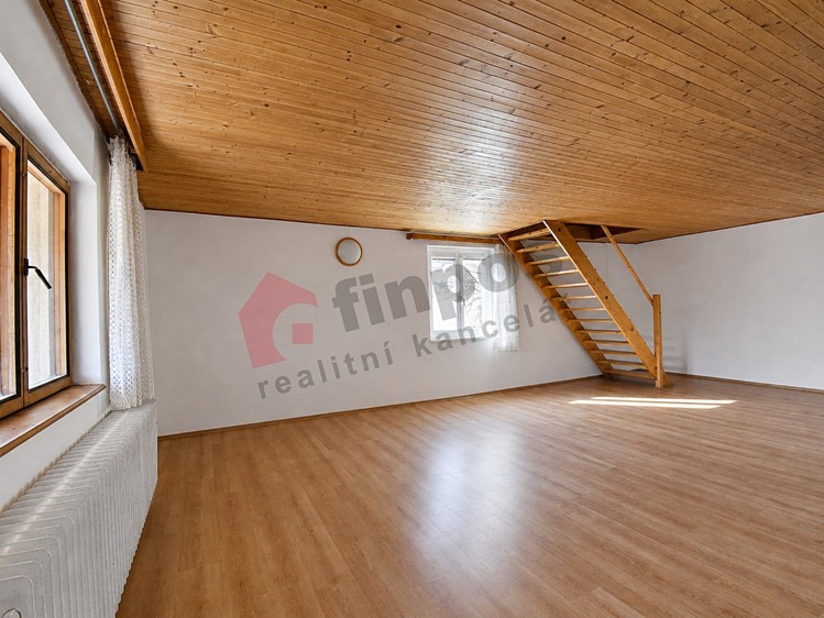 Pronájem bytu 2+1 90 m² - foto 3