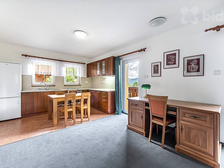 Pronájem bytu 4+kk 140 m² - foto 4