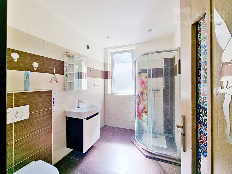 Pronájem bytu 2+1 51 m² - foto 1