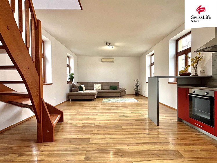 Pronájem bytu 3+kk 98 m² - foto 2