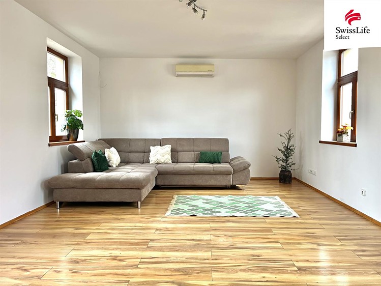 Pronájem bytu 3+kk 98 m² - foto 8