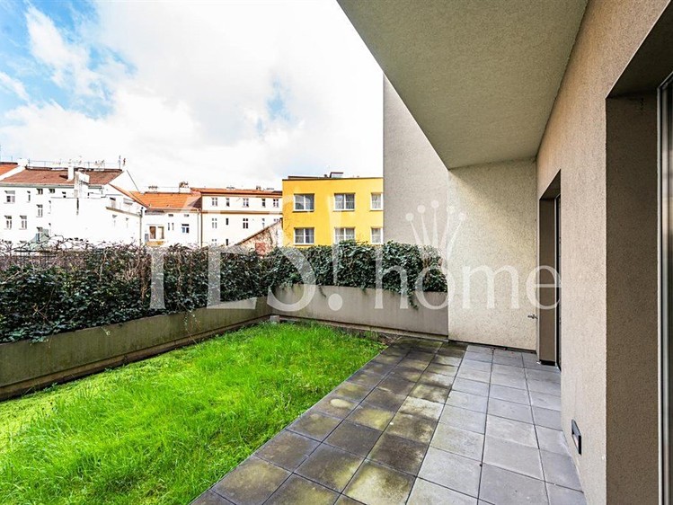 Pronájem bytu 3+kk 154 m² - foto 4