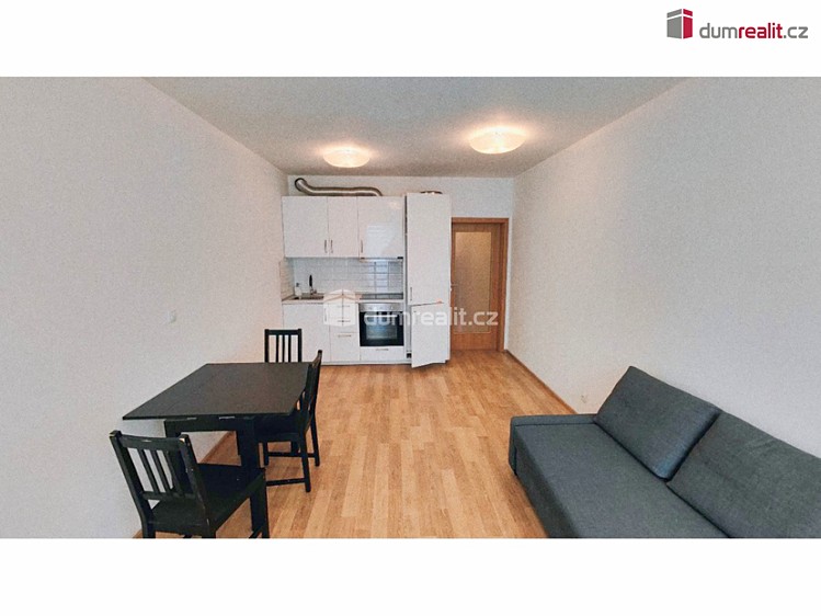 Pronájem bytu 1+kk 37 m² - foto 3