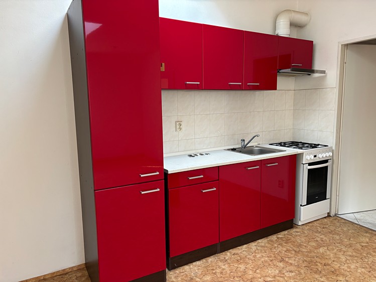 Pronájem bytu 3+kk 75 m² - foto 1