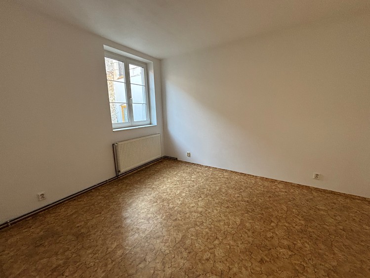 Pronájem bytu 3+kk 75 m² - foto 4