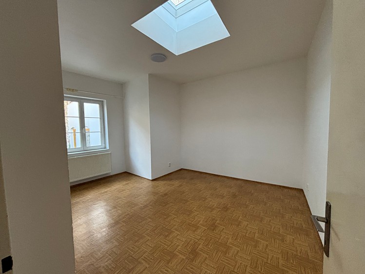 Pronájem bytu 3+kk 75 m² - foto 5