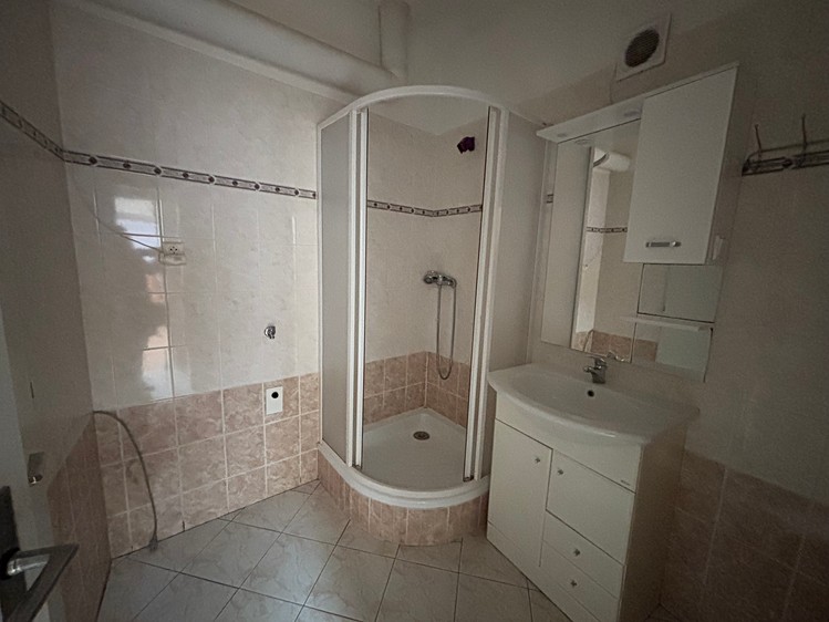 Pronájem bytu 3+kk 75 m² - foto 7