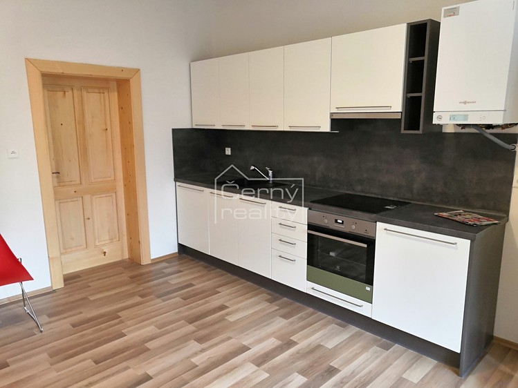 Pronájem bytu 2+kk 46 m² - foto 1