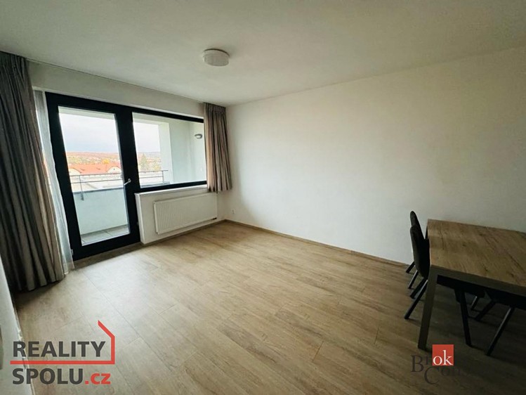 Pronájem bytu 2+kk 55 m² - foto 3