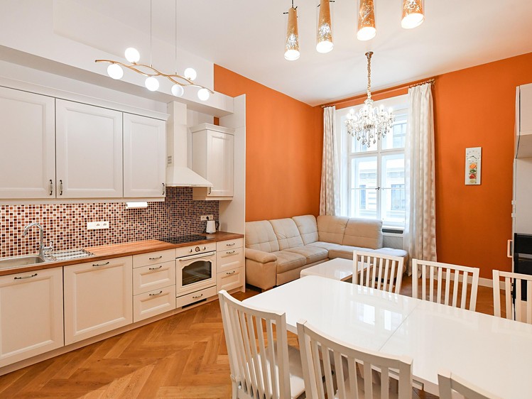 Pronájem bytu 2+kk 70 m² - foto 6