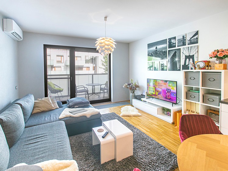 Pronájem bytu 2+kk 59 m² (Jednopodlažní) - foto 3