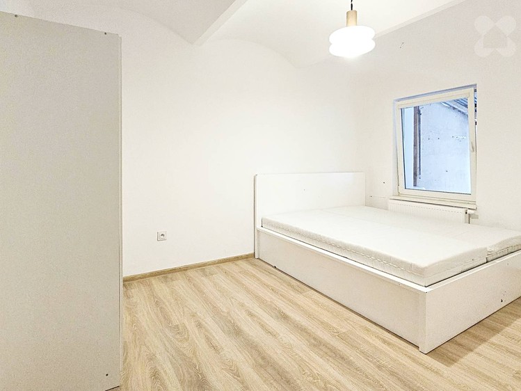 Pronájem bytu 4+kk 78 m² - foto 4