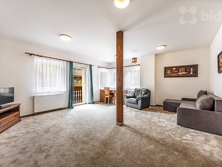 Pronájem bytu 3+1 85 m² - foto 1
