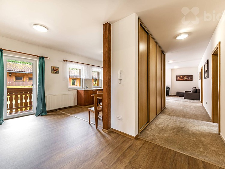 Pronájem bytu 3+1 85 m² - foto 6