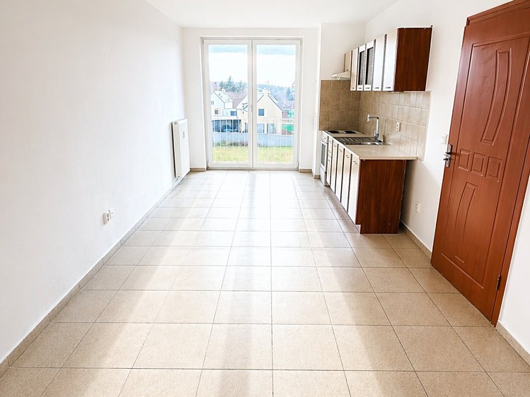 Pronájem bytu 1+kk 35 m² - foto 2